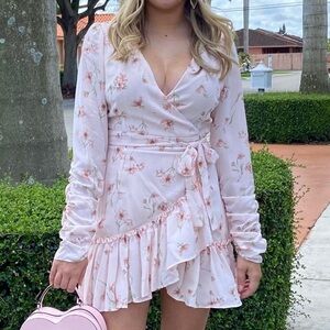 flowered wrap dress 🌸